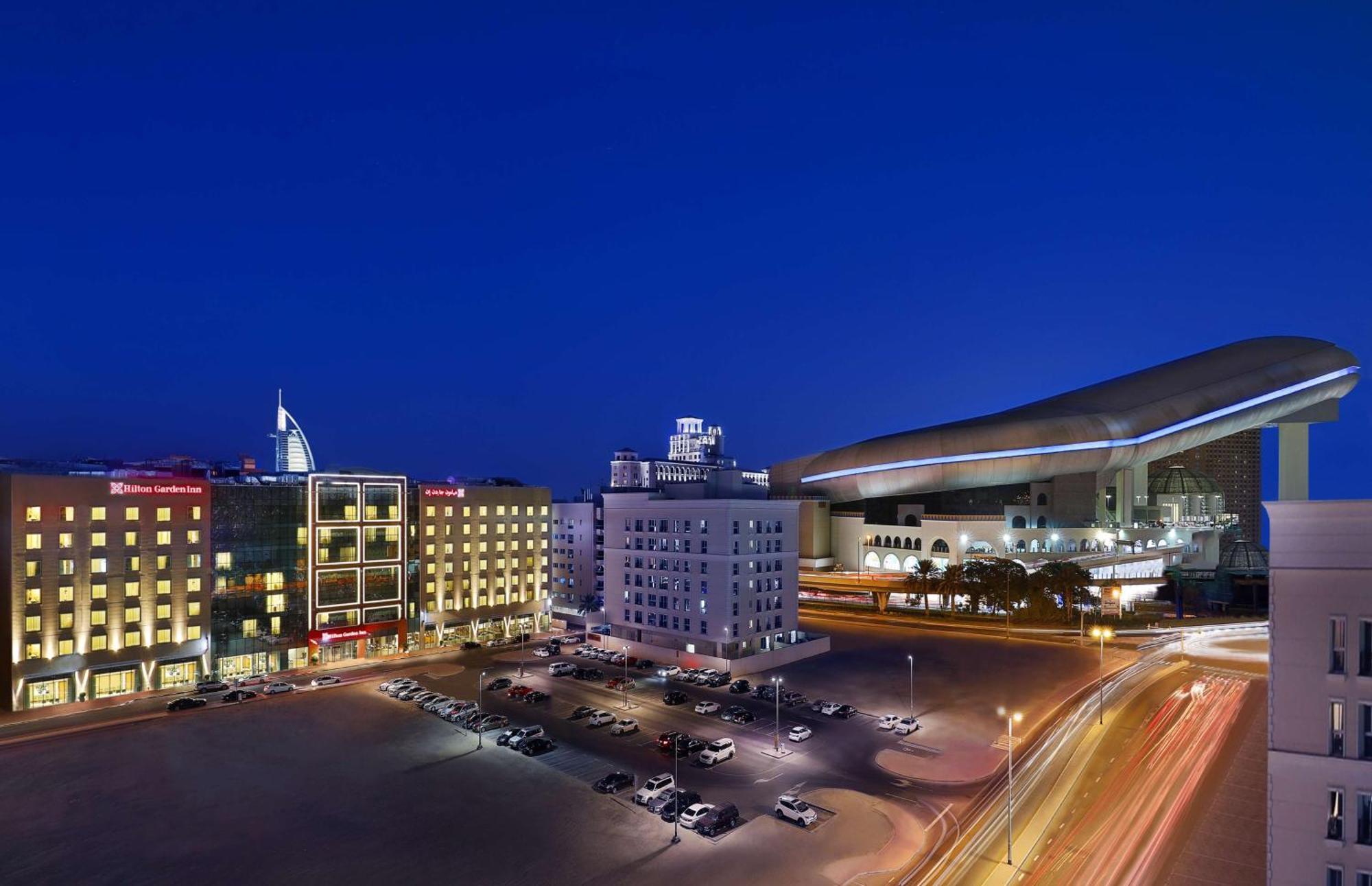 Hotel Hilton Garden Dubai, Mall Avenue
