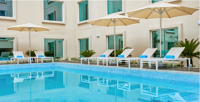 Hilton Garden Dubai, Mall Avenue Hotel 4*